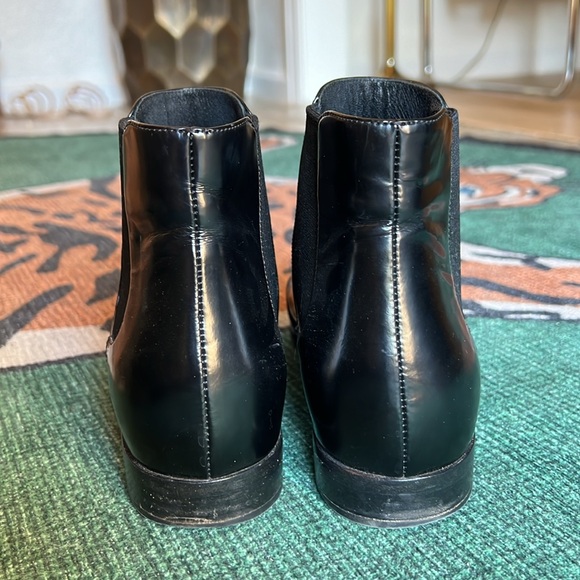 Prada patent leather booties - Picture 2 of 5